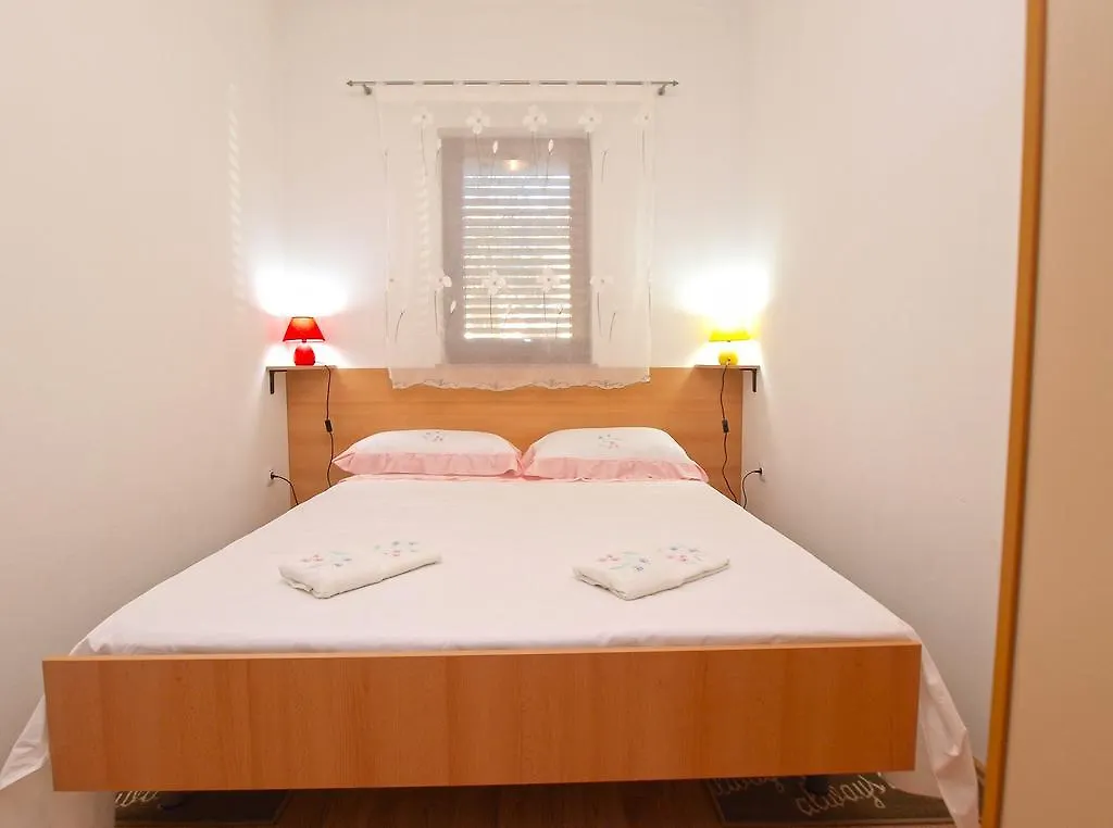 Apartment Claudio 1136 Galižana
