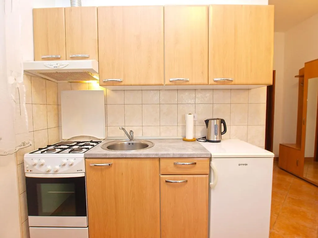Apartment Claudio 1136 Galižana