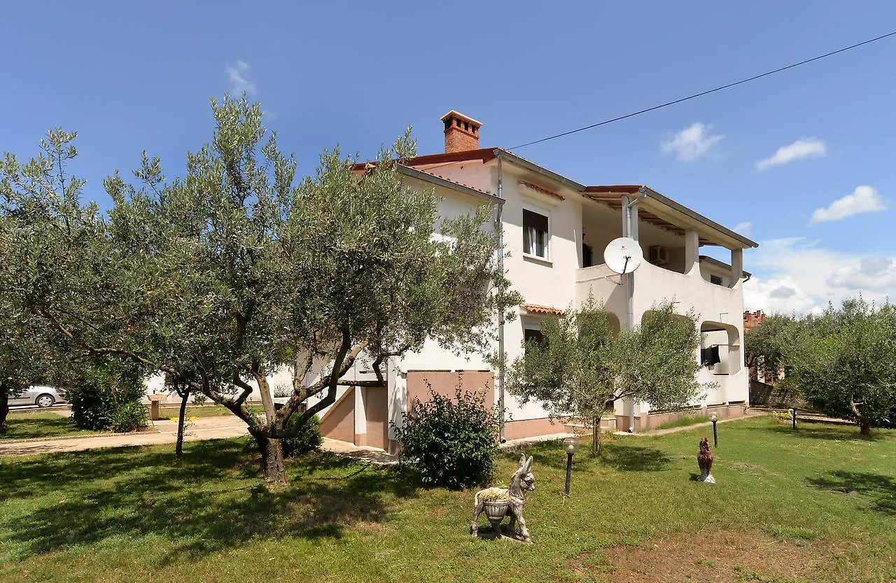 Apartment Claudio 1136 Galižana